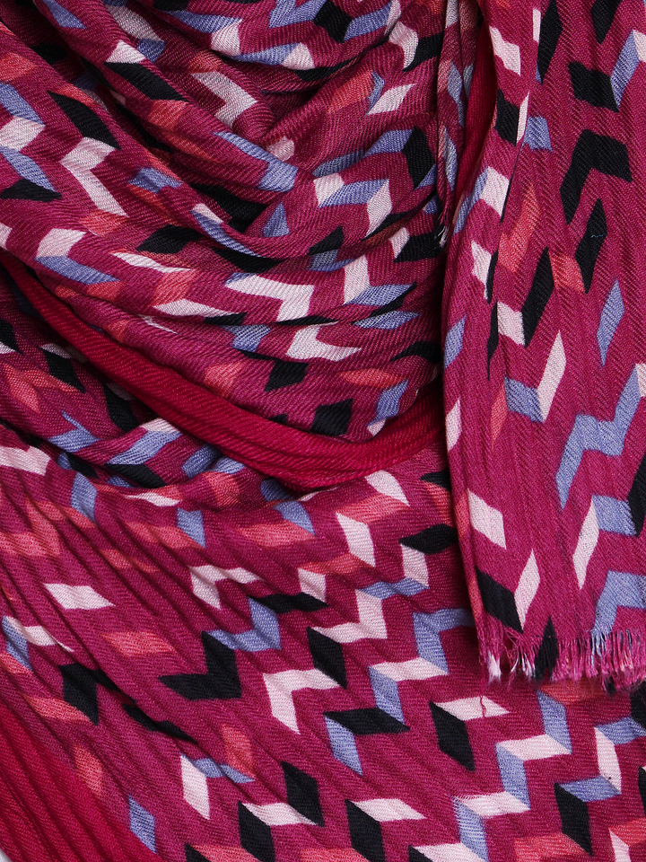 Dark Pink Pleated Waves Hijab